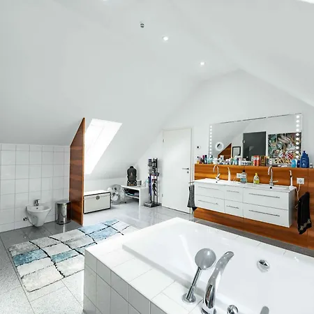 270 Qm Loftwohnung Mit Eigenem Fitnessstudio Апартаменты *